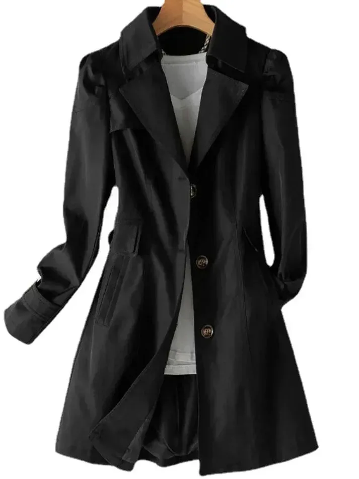 Britannia - trench-coat chic